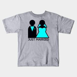 Just Married Newlyweds in Cyan Kids T-Shirt